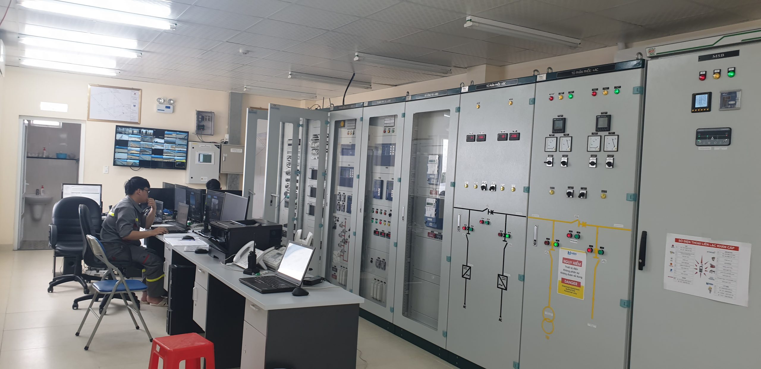 Nhà máy điện mặt trời Phong Điền (110kV)